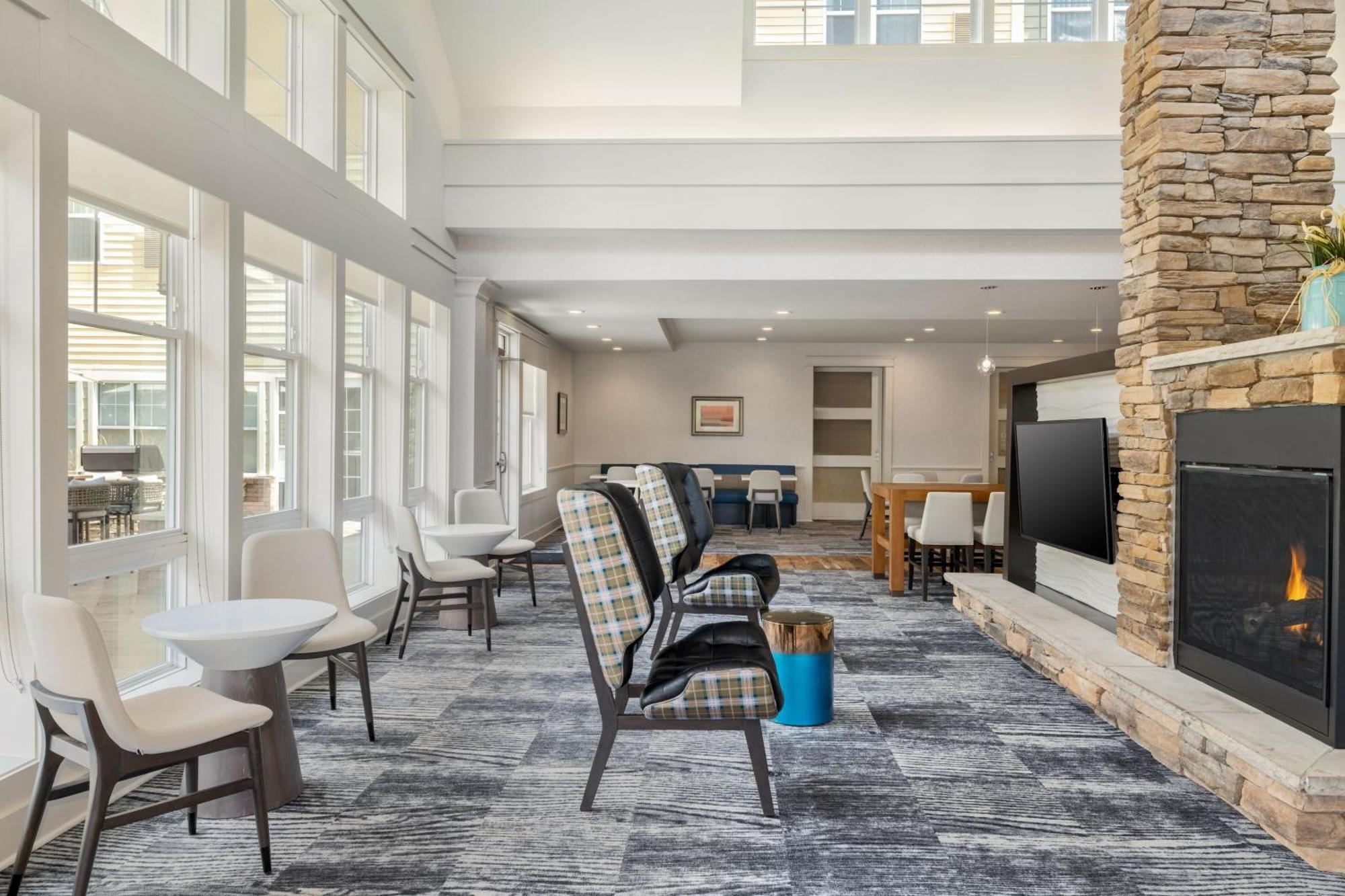 Residence Inn By Marriott Long Island Islip/Courthouse Complex Central Islip Bagian luar foto