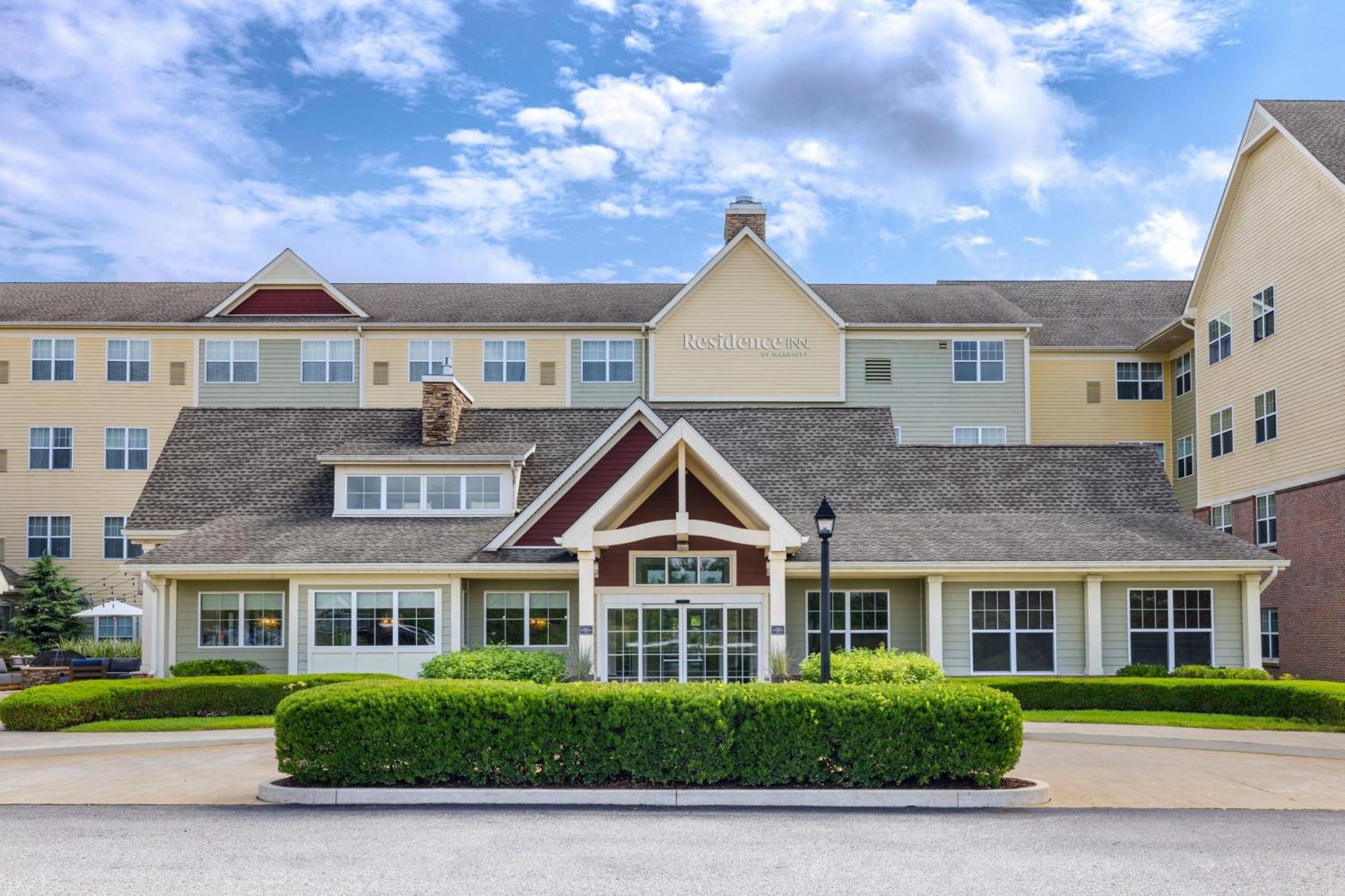 Residence Inn By Marriott Long Island Islip/Courthouse Complex Central Islip Bagian luar foto