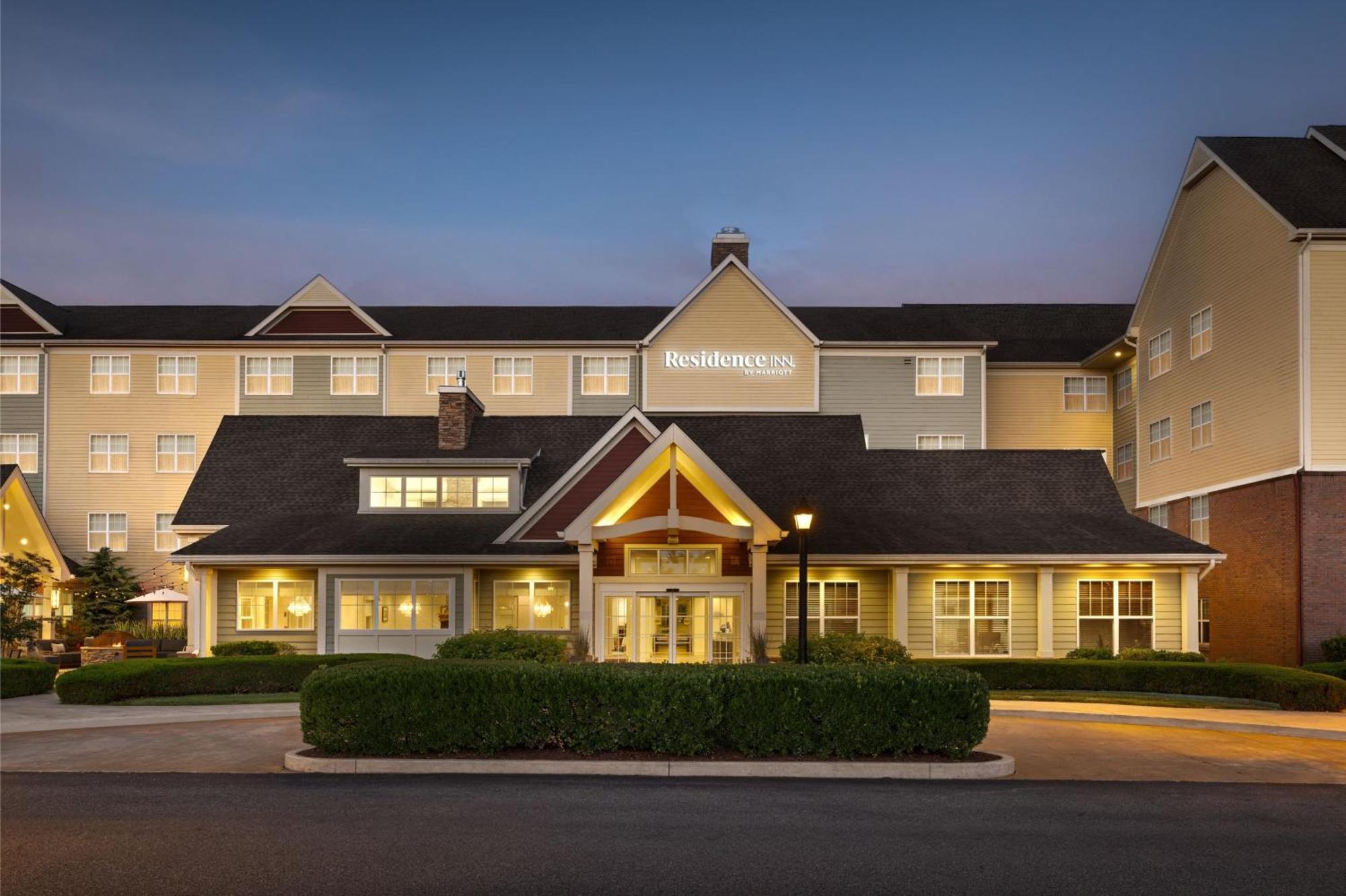 Residence Inn By Marriott Long Island Islip/Courthouse Complex Central Islip Bagian luar foto