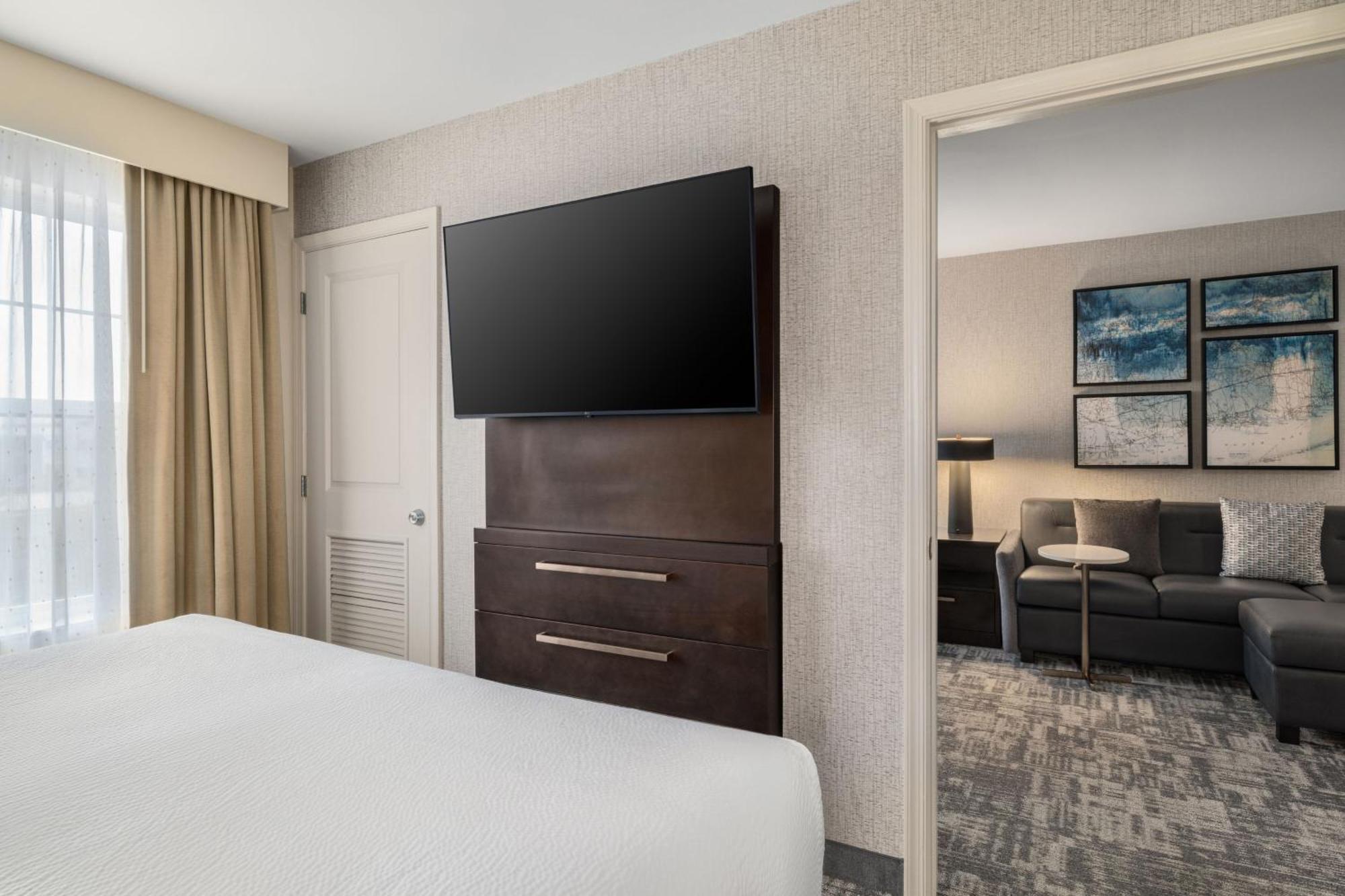 Residence Inn By Marriott Long Island Islip/Courthouse Complex Central Islip Bagian luar foto